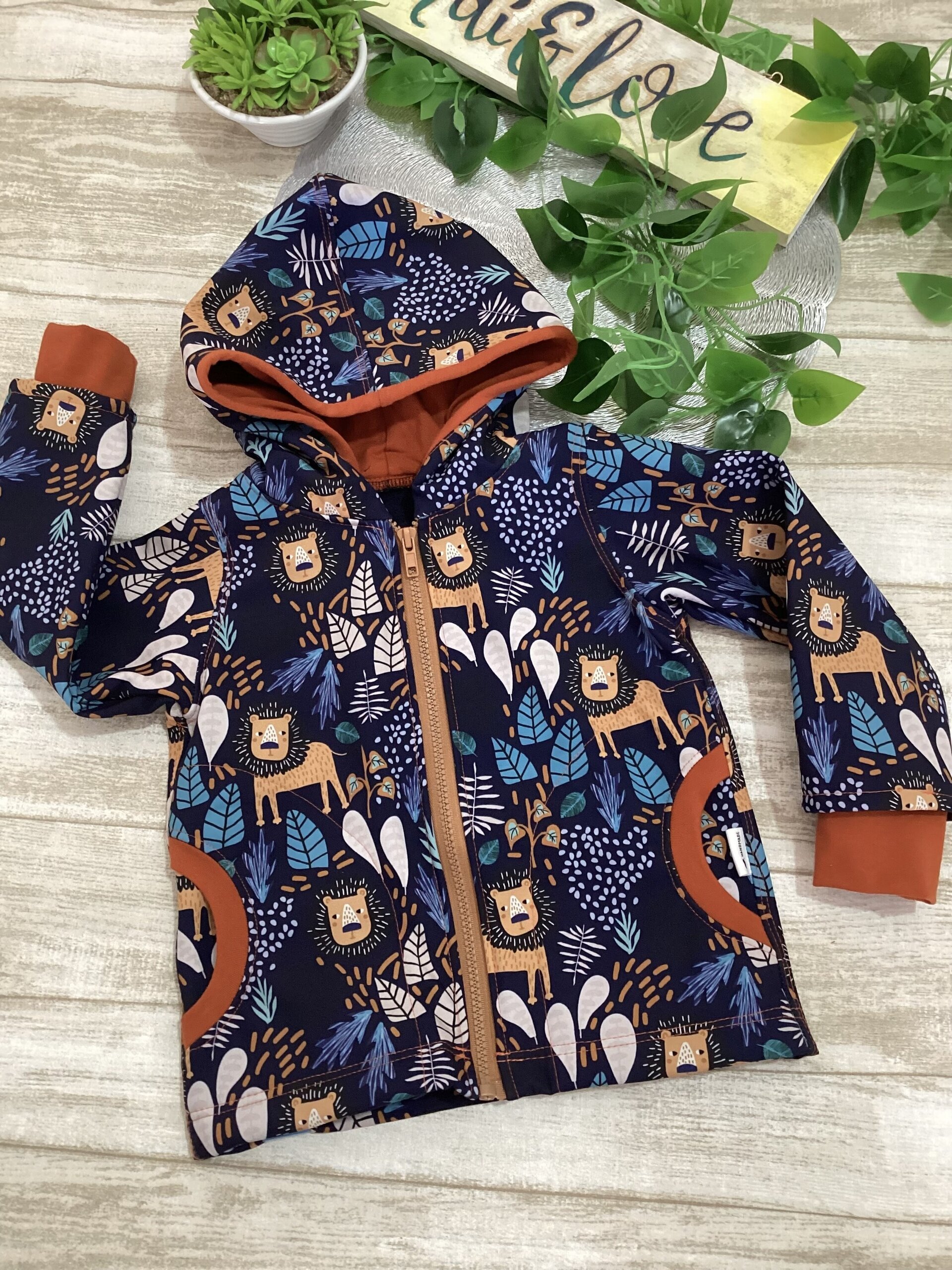 Chaqueta softshell. Talla 2. Leones y selva. - 2