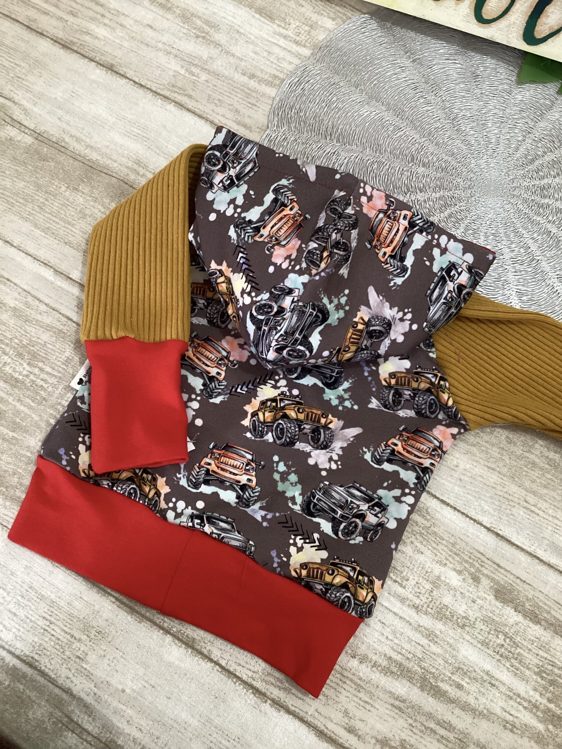 Sudadera 3/12 meses. French terry. Coches. Camionetas. Bolsillo y capucha. - 4