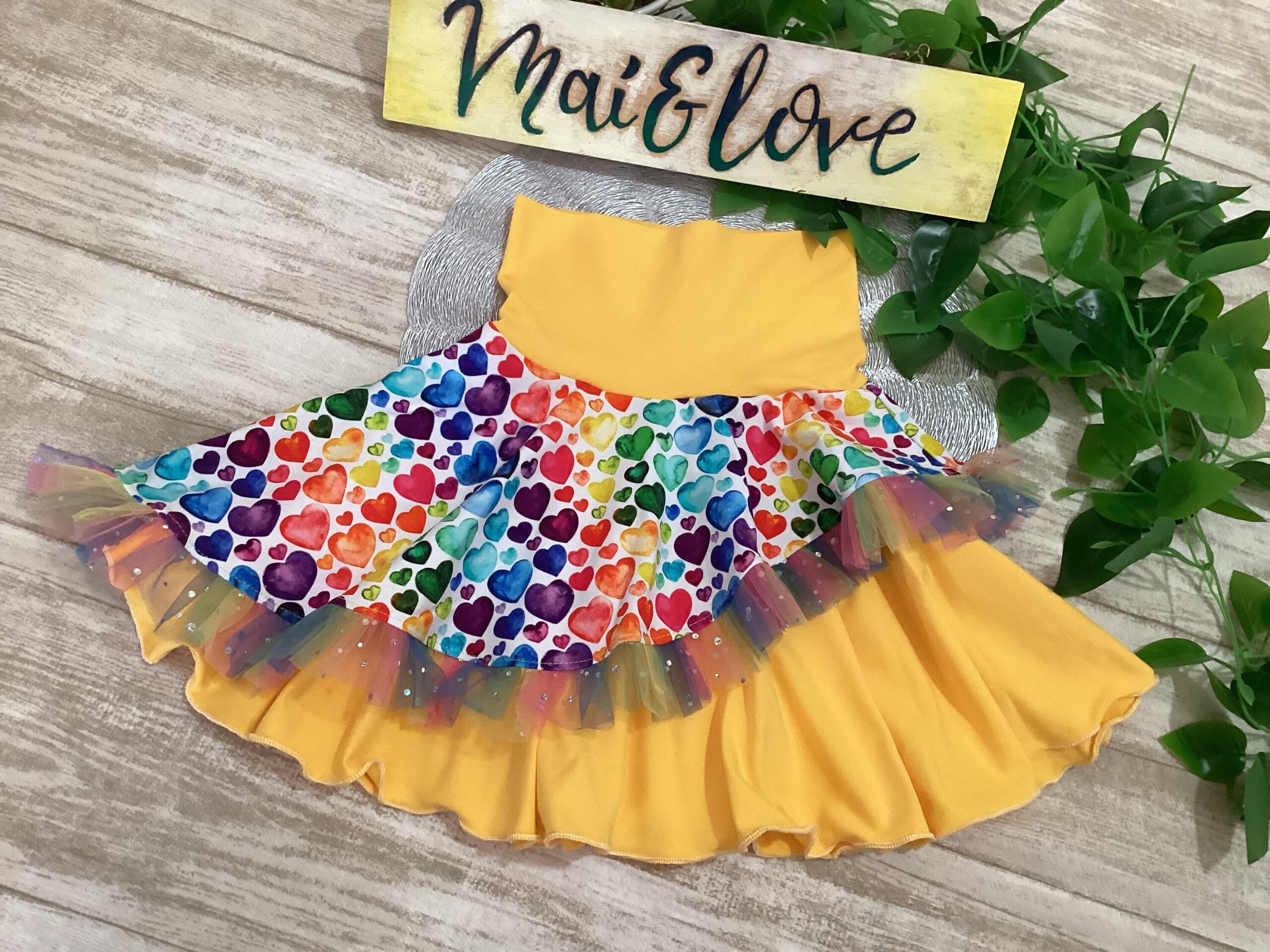 Falda 3/6 punto. Corazones multicolor. Tul. Doble falda con caída. - 1
