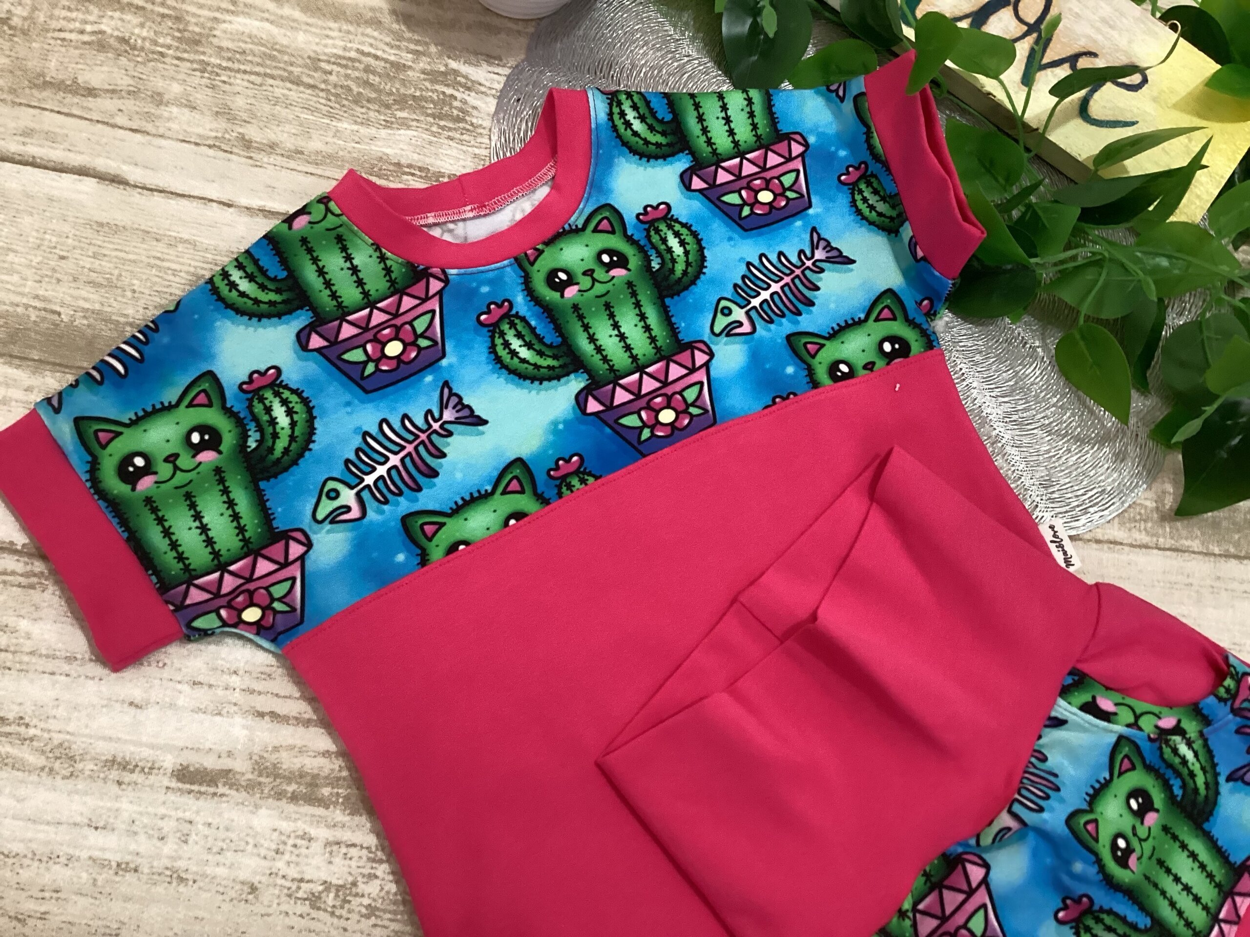 Conjunto evolutivo 1/3 años. Gato cactus. Macetas. Catcus. Punto rosa. - 2