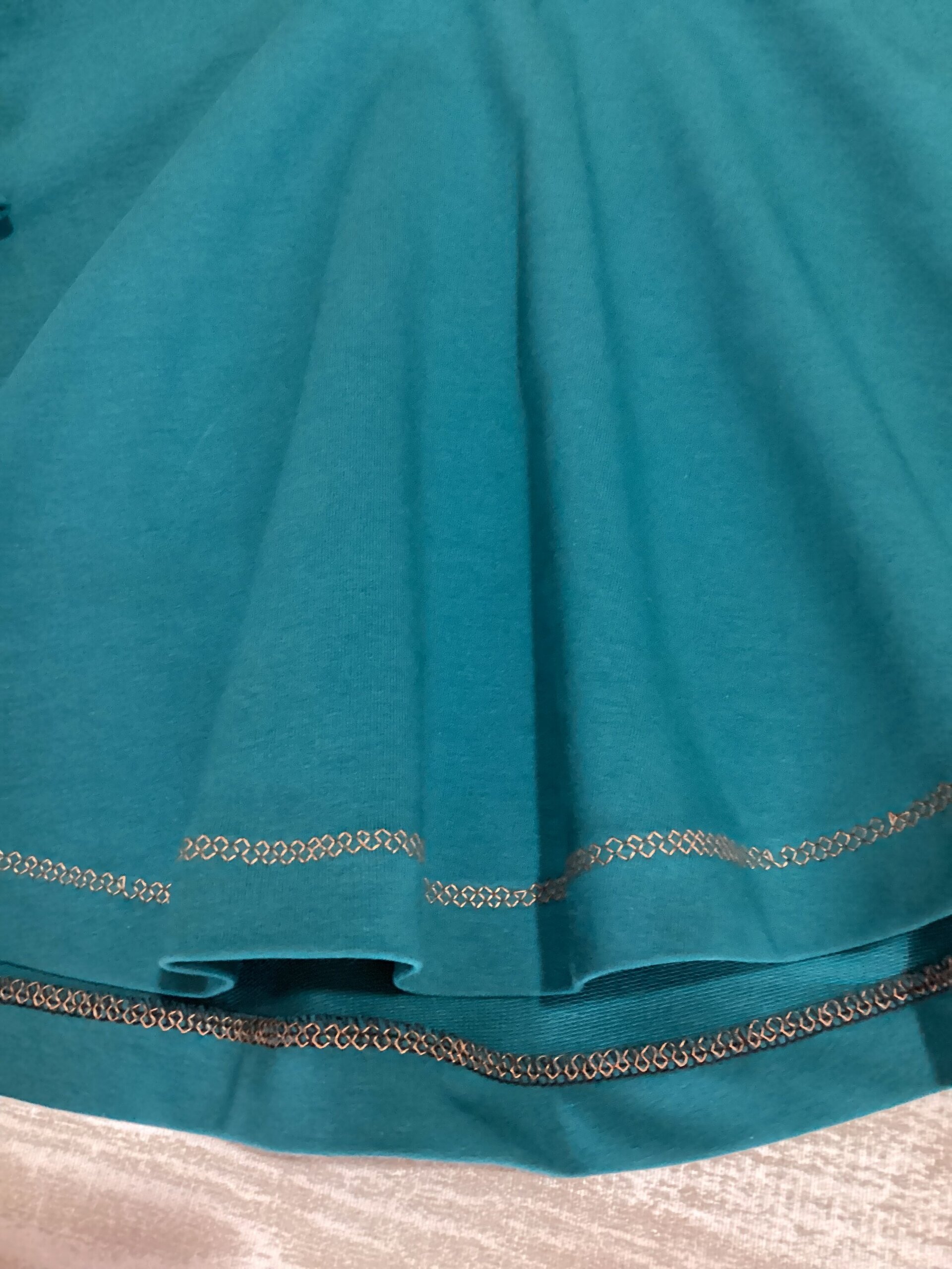 Vestido evol. 3/6años. Manga larga y capucha. French terry. Lámparas de fuego - 2