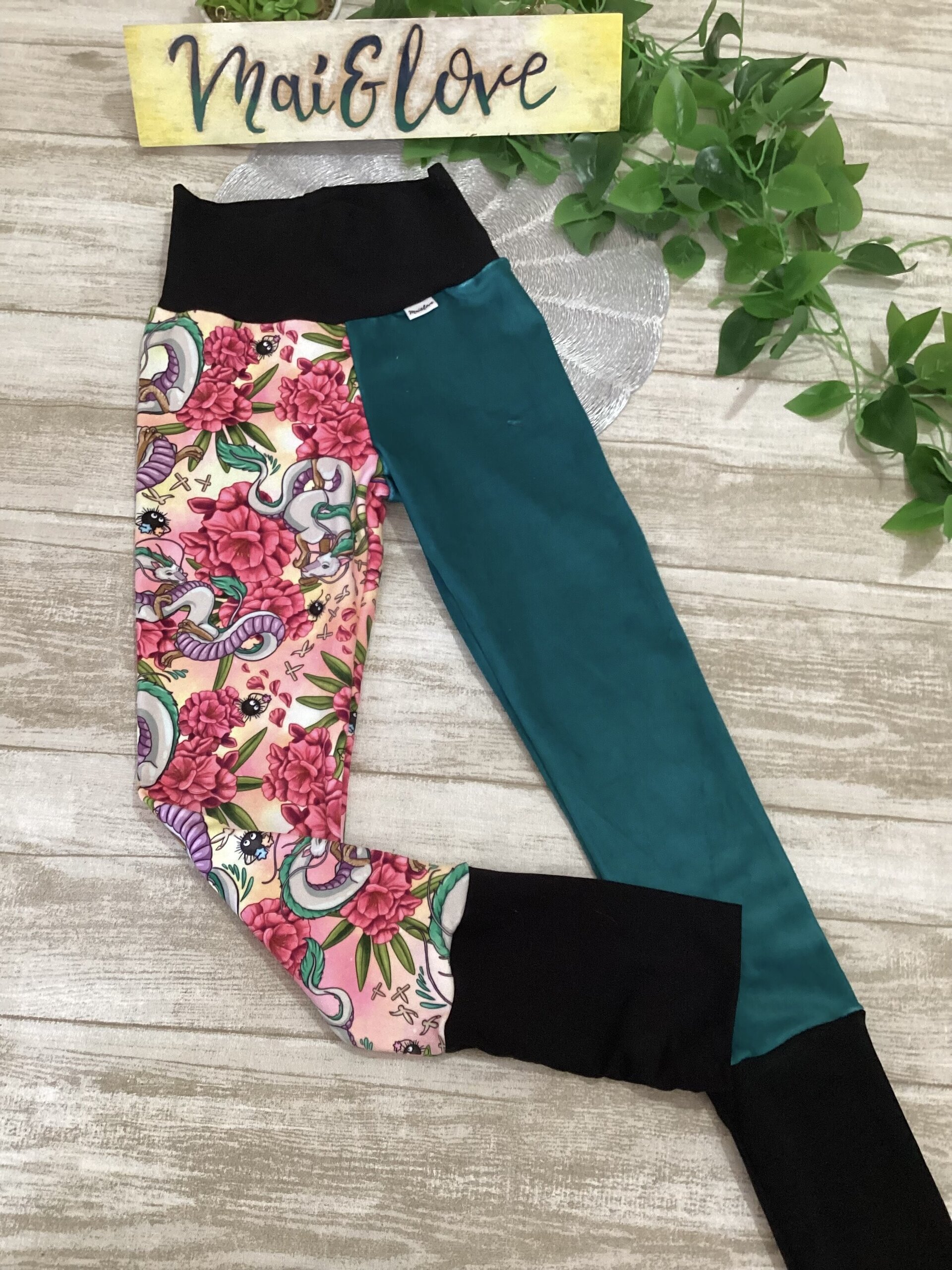 Leggin 6/9 años fluffiest. Haku con flores. Ghibli. Totoro - 2