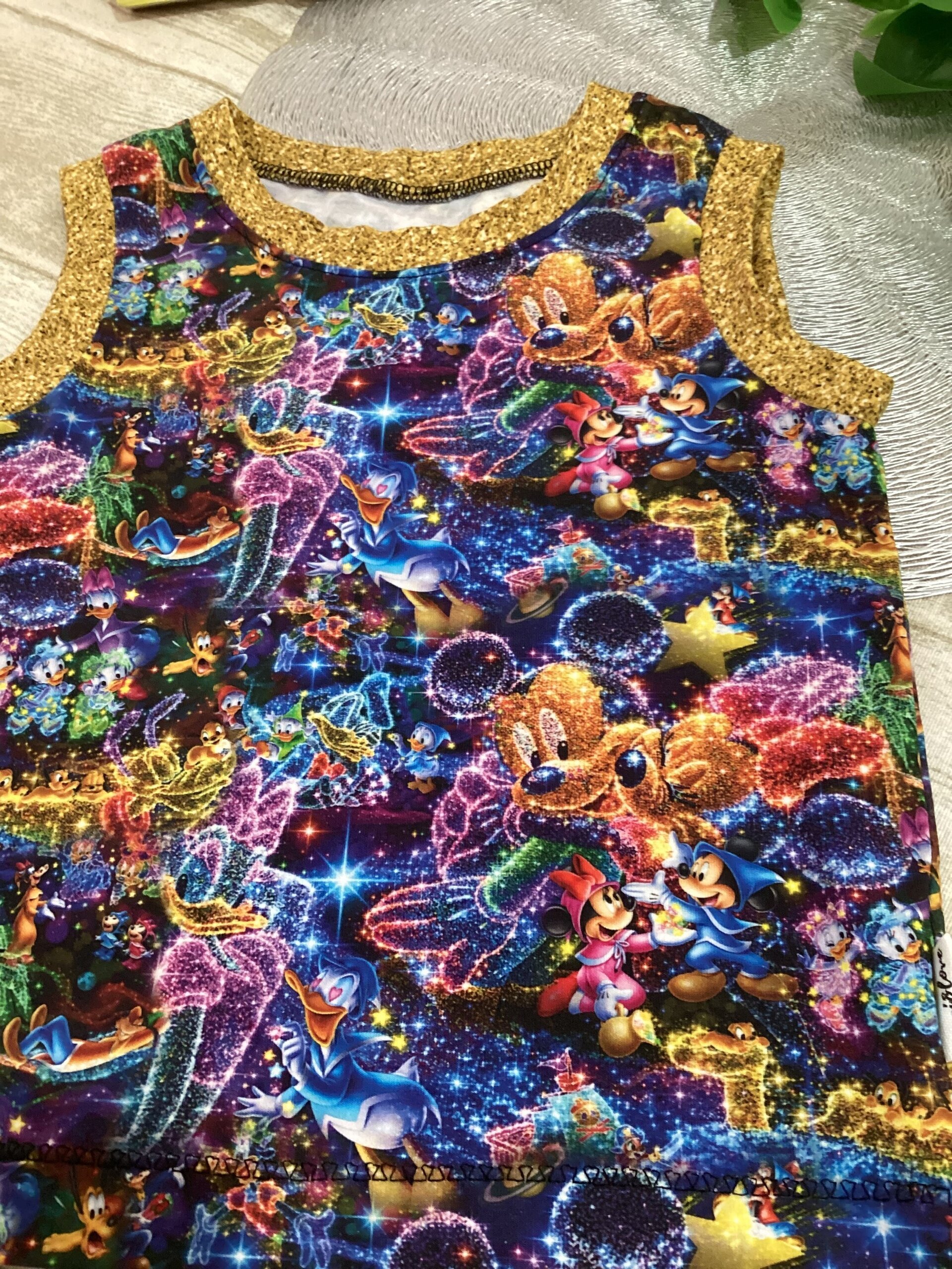Camiseta 1/3 años. Tirantes. Disney mix glitter. - 2