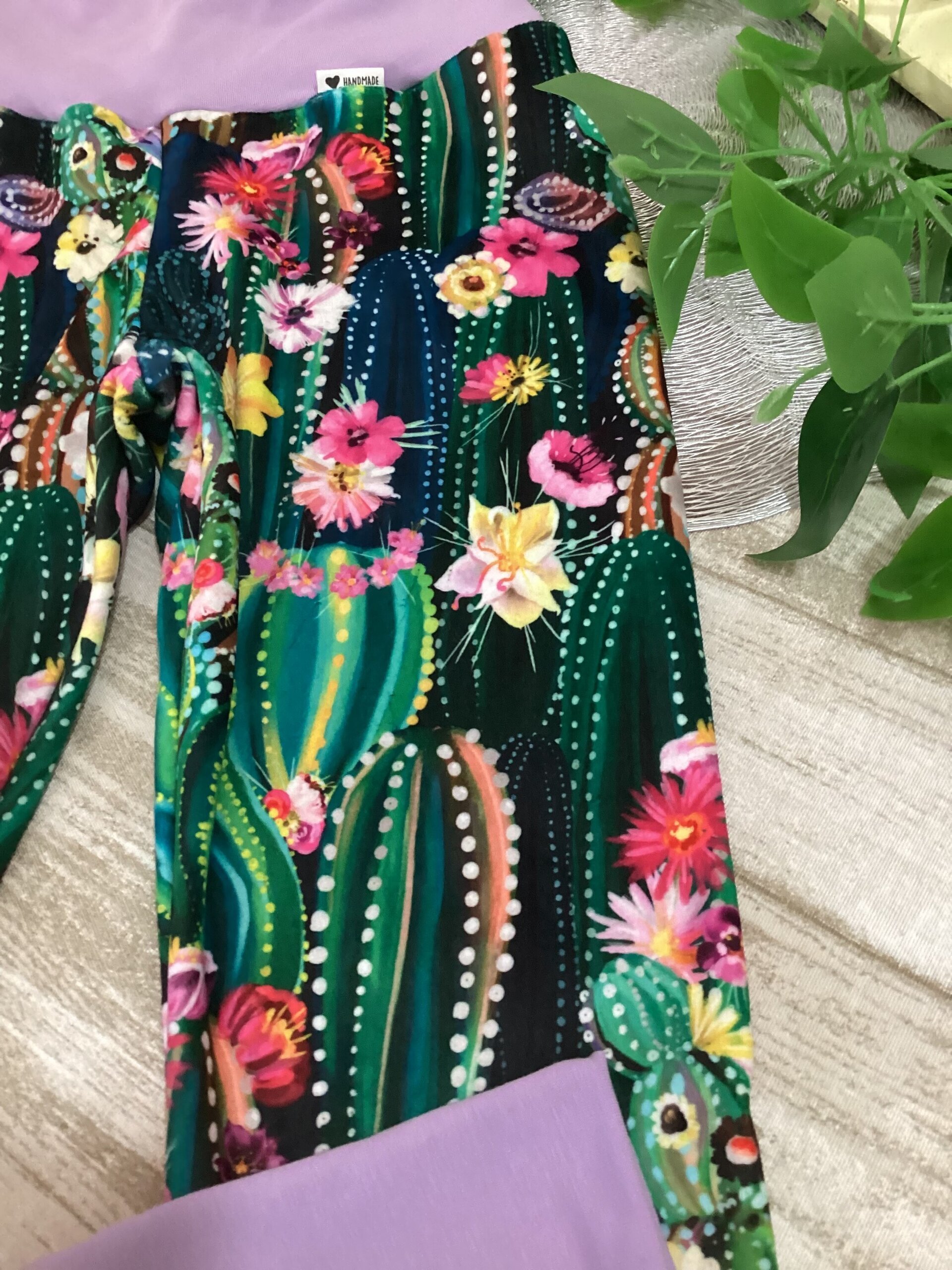 Pantalón leggin 6/9 años fluffiest. Cactus con flores. - 2